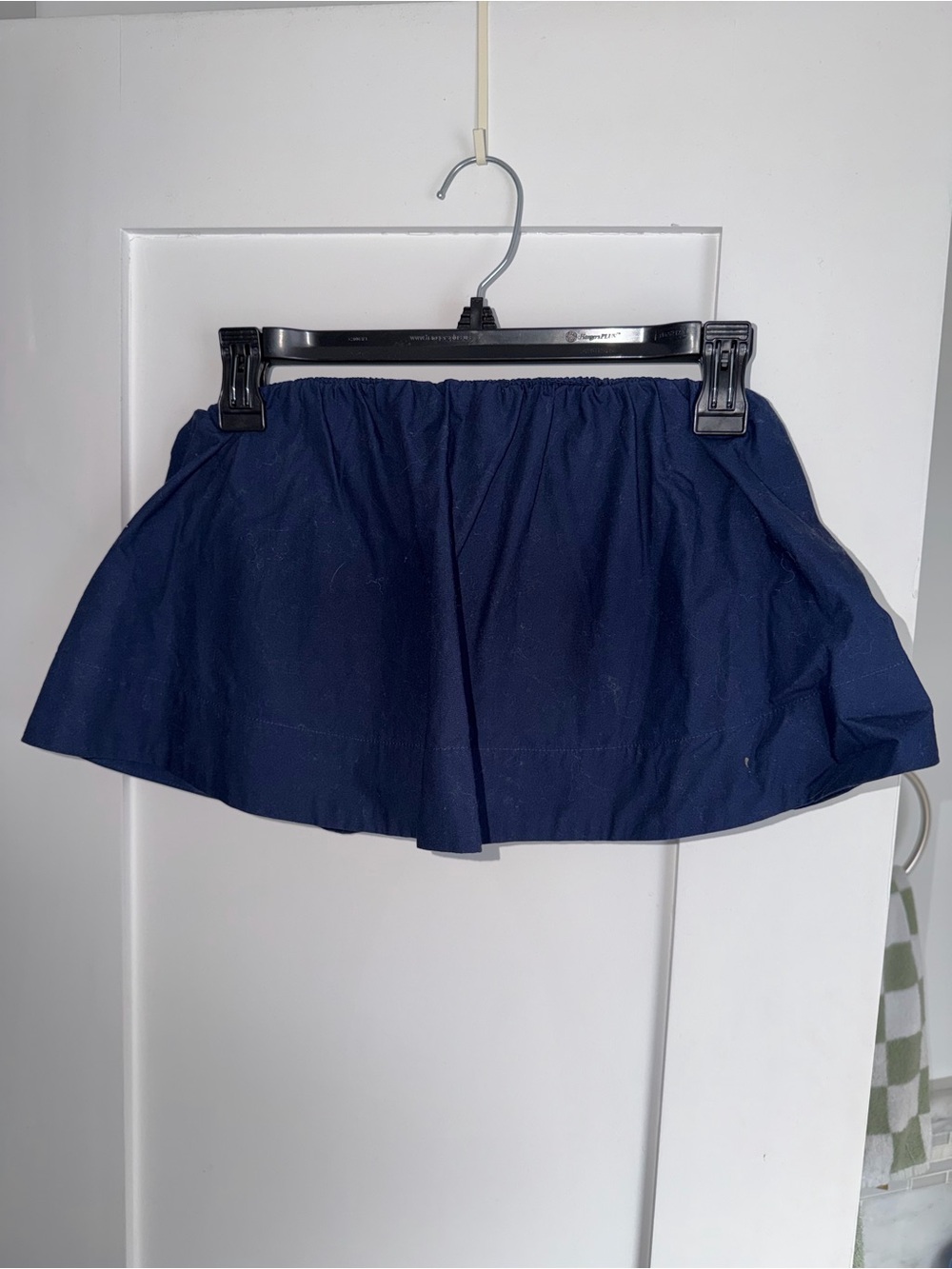 Aritzia Wilfred Navy Blue Cropped Elastic-Waist Top